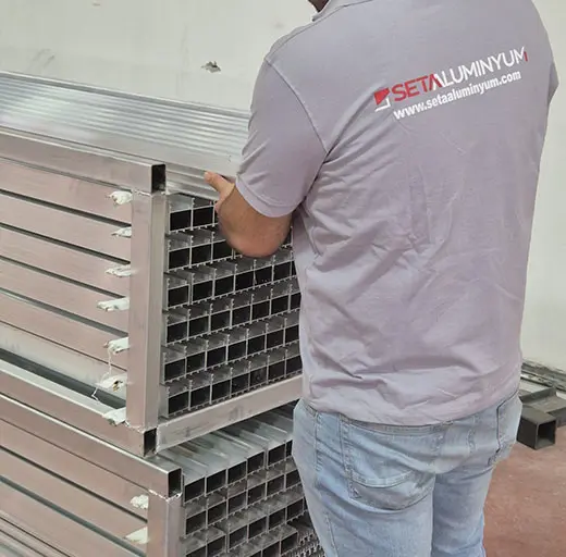Seta Aluminium